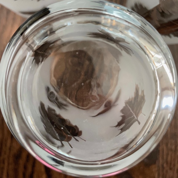 🌟VINTAGE🌟 Libbey Glass Co. Silver Foliage Tumblers - Set of 3 - Picture 6 of 8